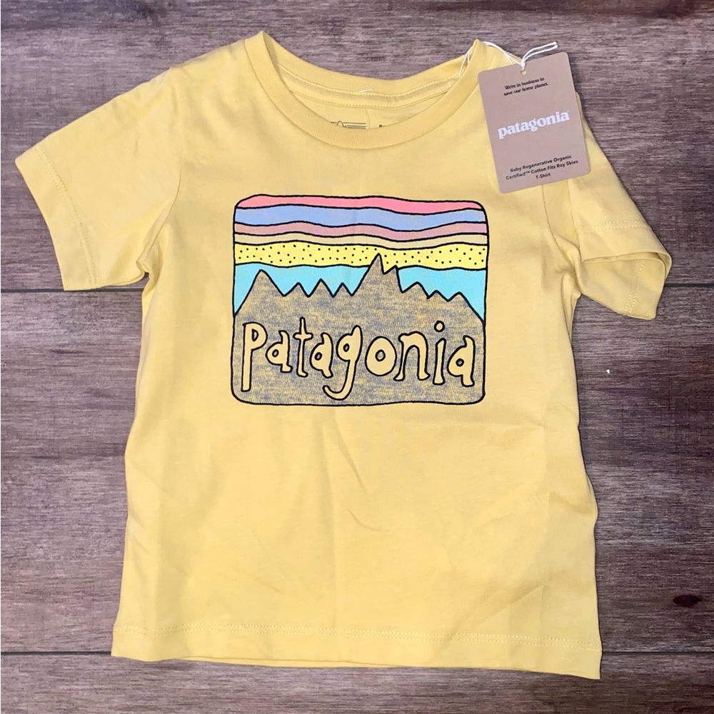 Patagonia baby size 12-18 months, new with tags